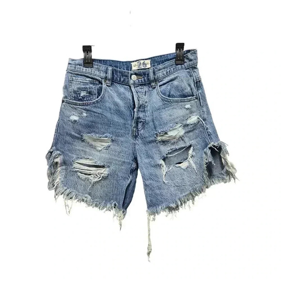 We The Free Distressed Boyfriend Shorts Size 26 - Picture 1 of 4